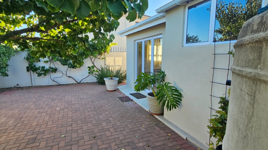 3 Bedroom Property for Sale in Port Owen Western Cape